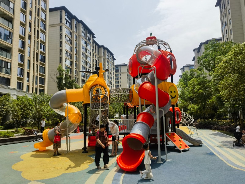 Wie Sie den richtigen Spielplatzhersteller für Ihr Projekt auswählen 4 Outdoor Spielplatz Hersteller